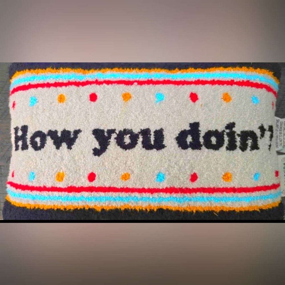 FRIENDS Multicolor 'How You Doin'" Pillow